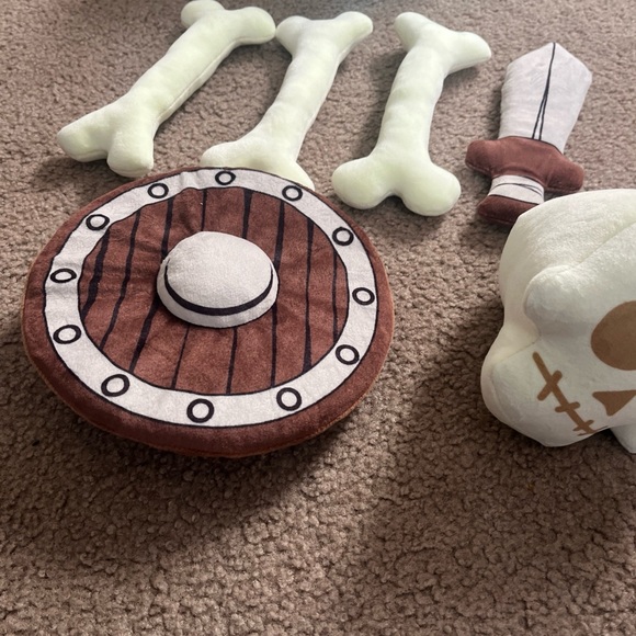 Dungeons & Dragons Plush Honor Among Thieves Gelatinous Cube 8" Interactive Glow - Picture 6 of 7